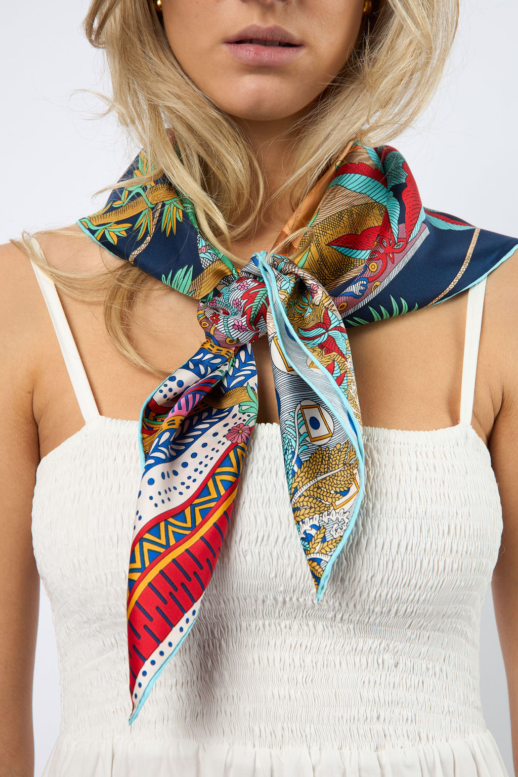 【完売】venica Scallop embroidery scarf Venice handcrafted scarf – Di Valdi